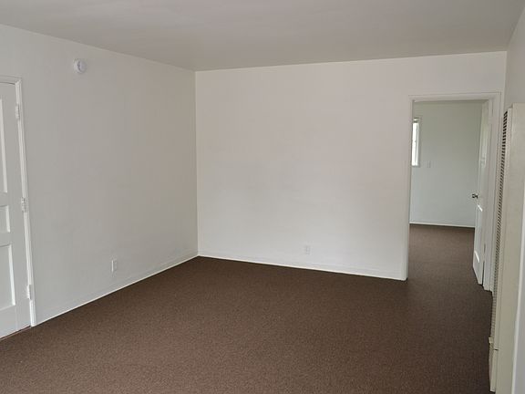 Living Room to front door and bedroom