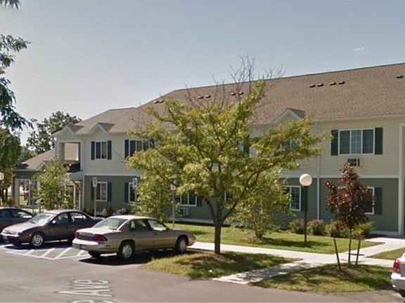 3rd image of 36421 Sunrise Ave