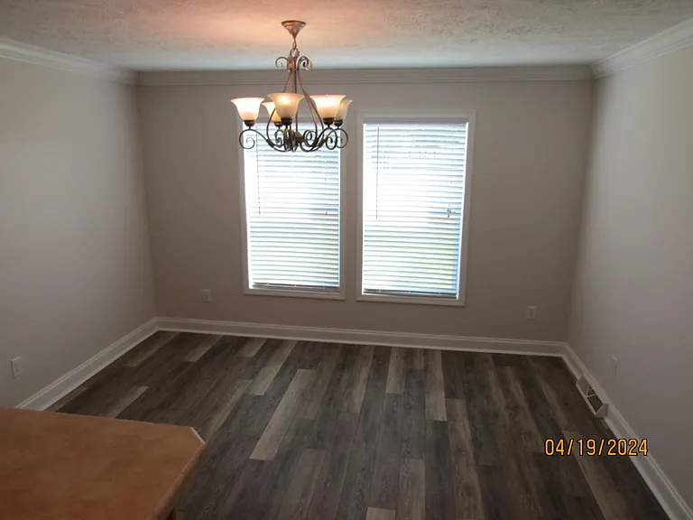 2130-HWY 111th — Photo 15