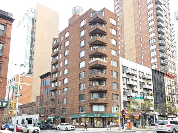 300 East 95th Street image 1 of 1