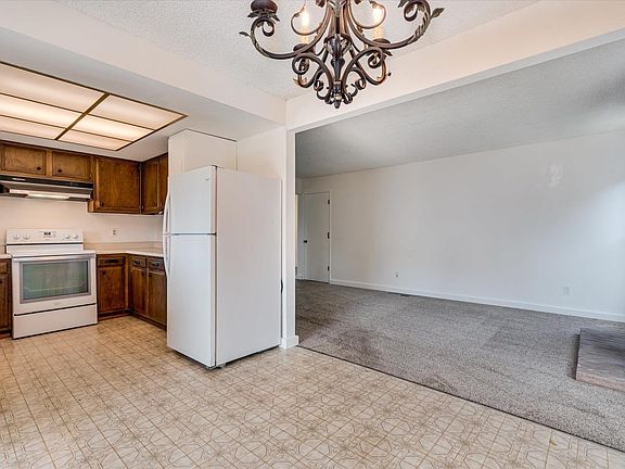 5th image of 1776 Fenwick Drive