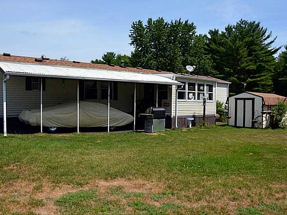 3rd image of 27 Sherwood Valley Ln