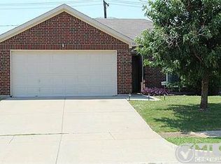 914 Shoal Creek Dr, Arlington, TX 76001