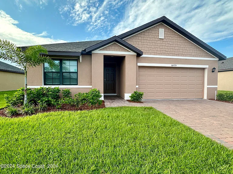 6495 Topaz Dr — Photo 1