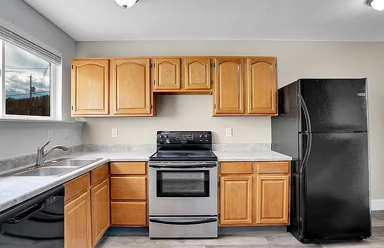 38 S Meade St #2 — Photo 16