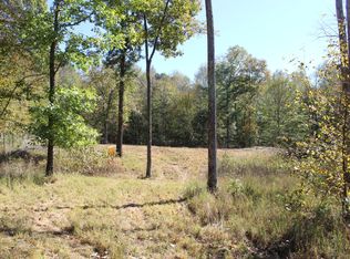 1260 Grays Chapel Rd, Southside, TN 37171