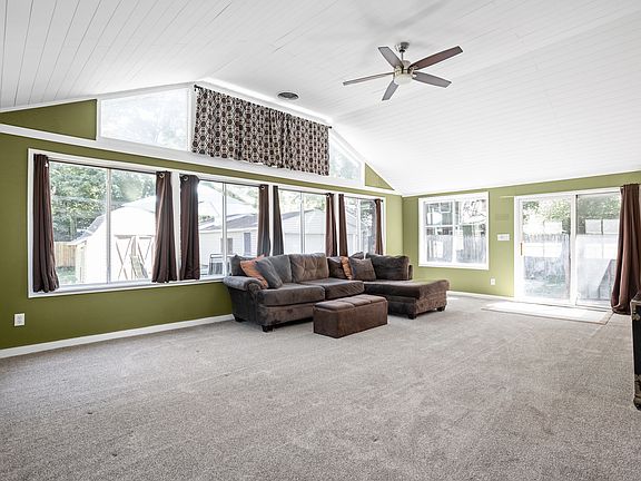 5th image of 1234 River Heights Dr