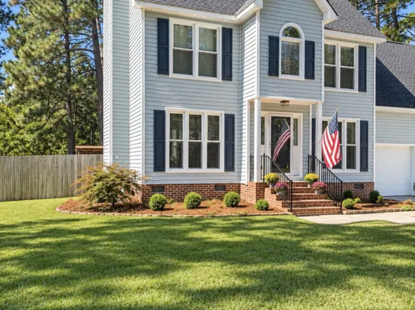 7799 Trappers Rd, Fayetteville, NC 28311