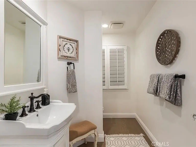 4637 Westchester Dr — Photo 24