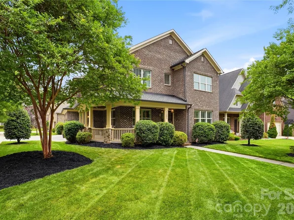 7303 Sheffingdell Dr, Charlotte, NC 28226