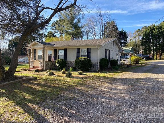 2nd image of 2912 Newton Dr
