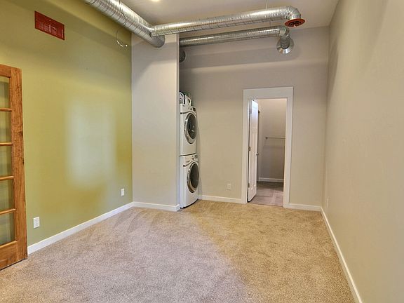 5th image of 701 Wabash Avenue