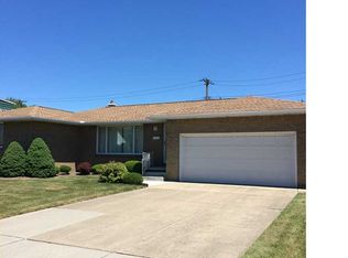7 Algiers Ln, Cheektowaga, NY