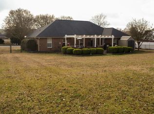 6645 J J Roberts Dr, Sumter, SC 29154