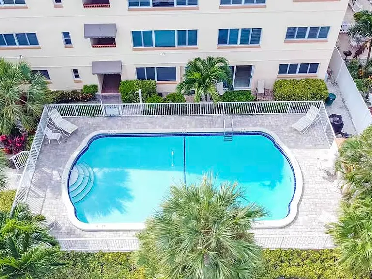 10265 Gulf Blvd #309 — Photo 19