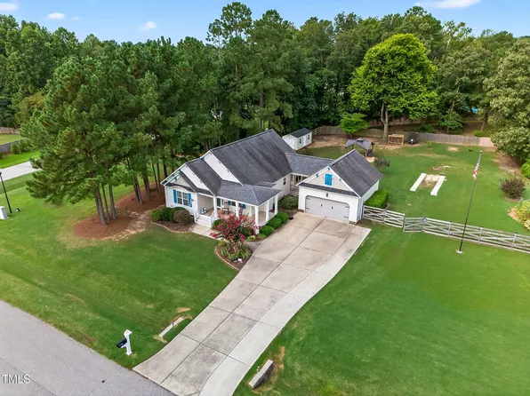 122 Brazil Nut Ln, Smithfield, NC 27577