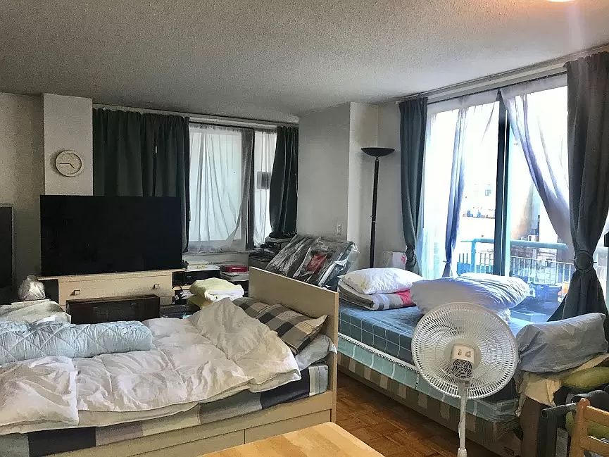1st image of 60 Henry St #4