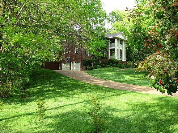 4 Car/Basement