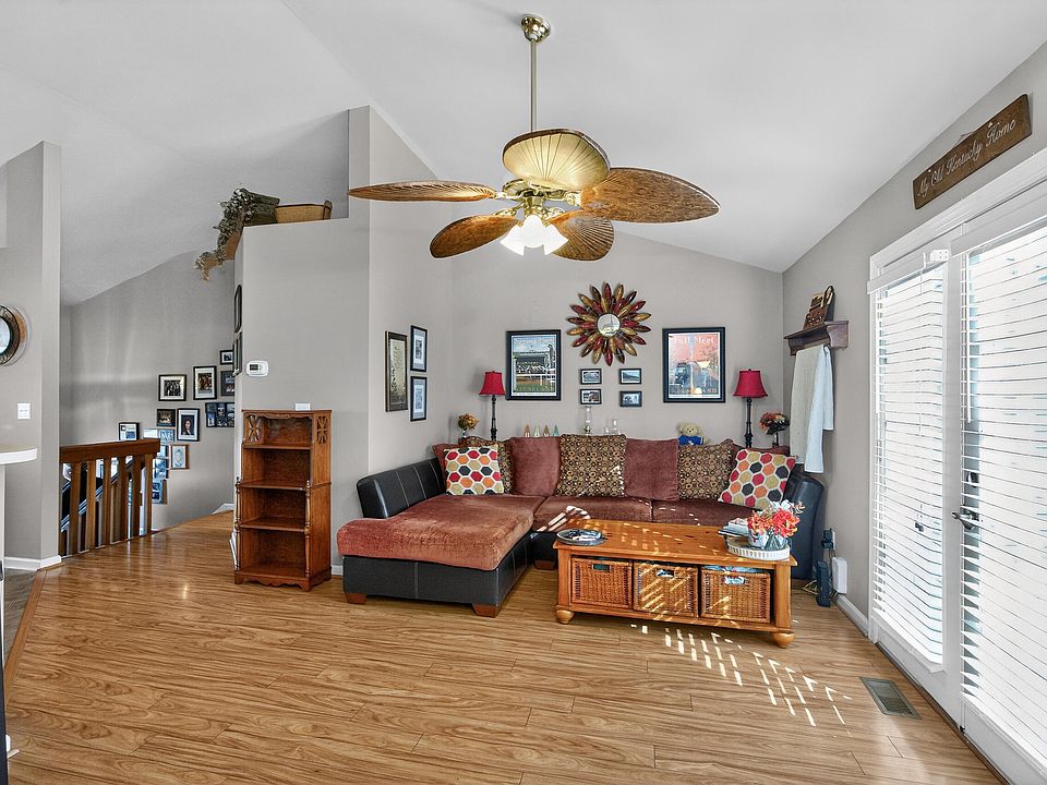 1st image of 402 Platt Dr