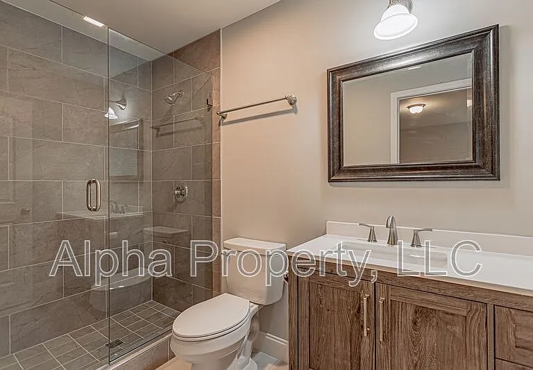 305 Buncombe St #A — Photo 14