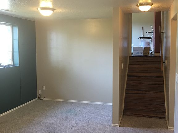 Family room leading to main 