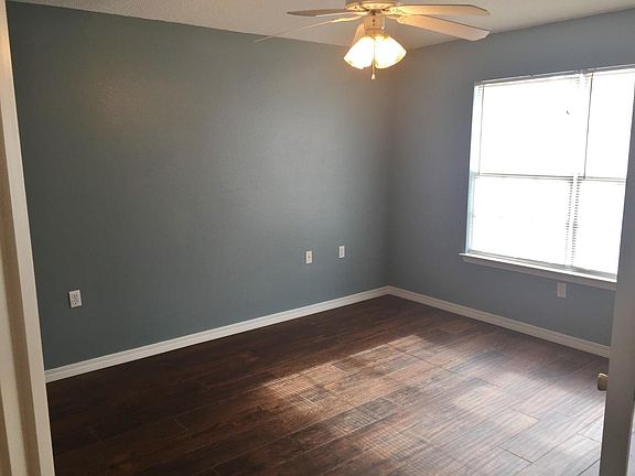 4th image of 8071 Heirloom Dr