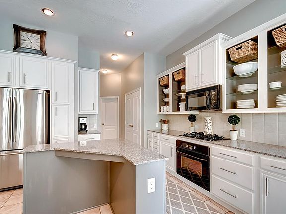 4th image of 21826 Mystic Point Ct