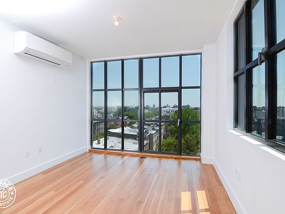 3rd image of 1040 Dean St APT 513