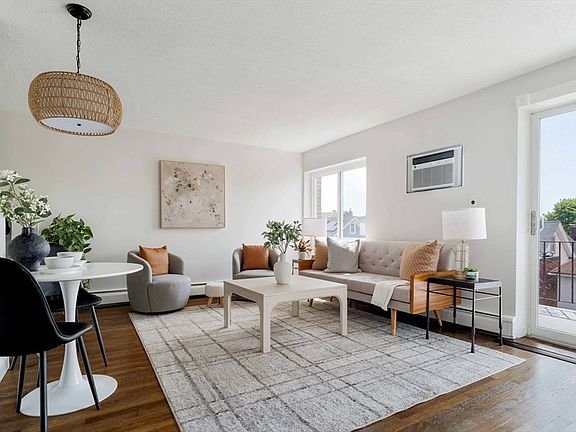 4th image of 80 Main St APT 22