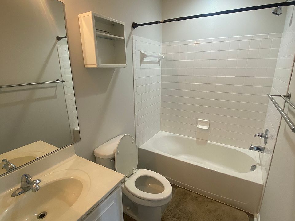 2nd image of 2922 Chinkapin Oak Ln