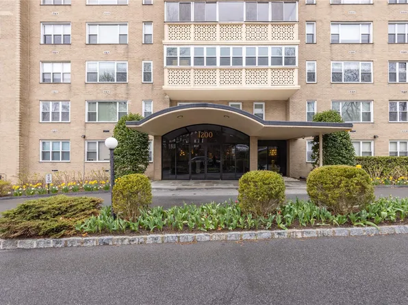 1200 Midland Avenue #9C, Bronxville, NY 10708