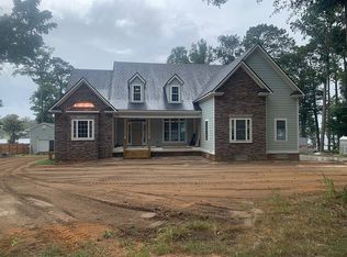818 Lakeshore Dr, Cordele, GA 31015