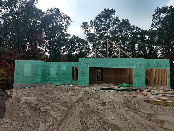 4th image of LOT 6 Harbor View Dr SE