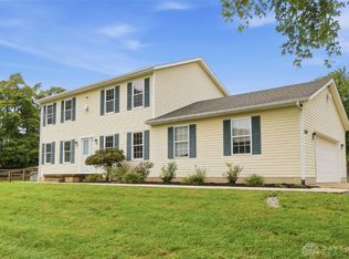 6265 Middleboro Rd, Blanchester, OH 45107