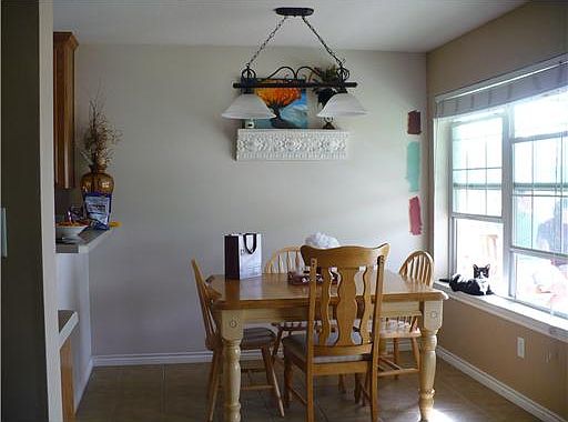 5th image of 1013 Orchid St