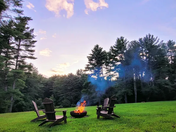 281 N Plain Rd, Great Barrington, MA 01230