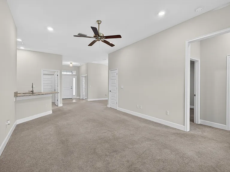 8118 Merano Ave — Photo 14