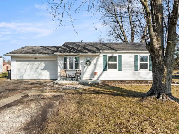 1904 Broadmoor Ave, Fort Wayne, IN 46818