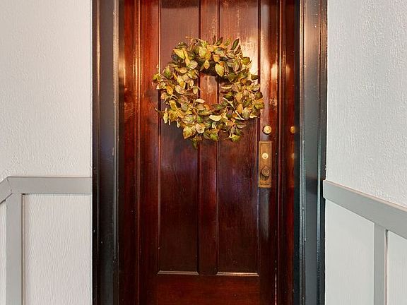4th image of 821 Lake St APT 2S