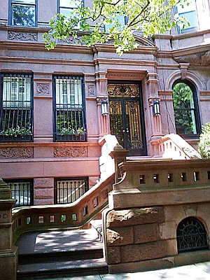 Rented by Sotheby's International Realty | media 43