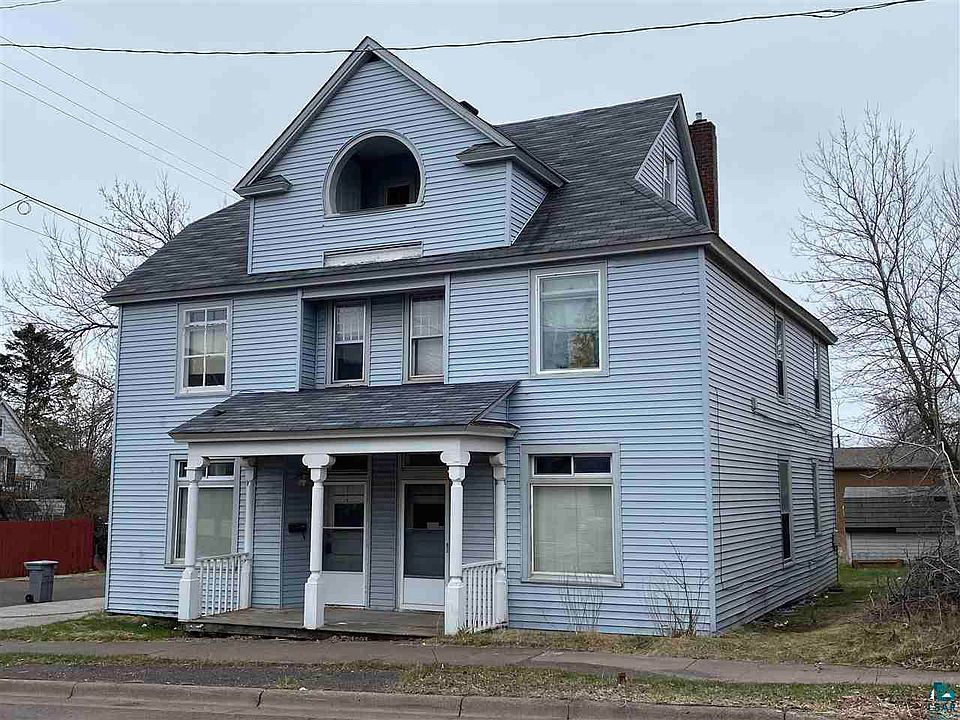 1st image of 217-219 N 28th Ave W