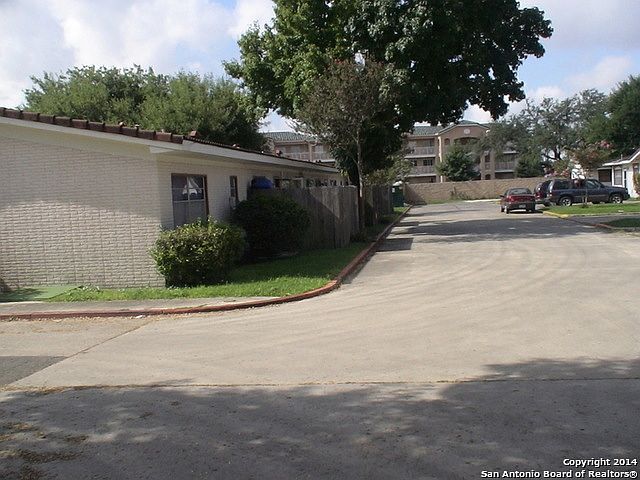 1st image of 7923 Donore Pl APT 06
