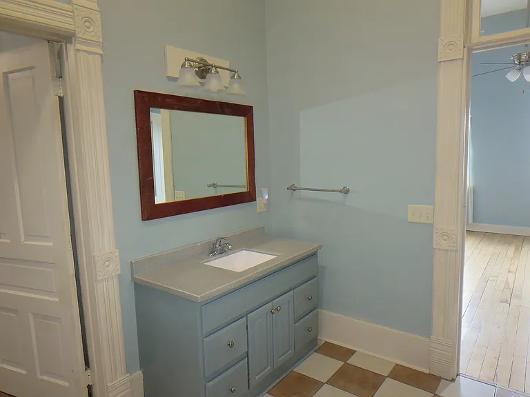 111 Keller Ave N #1 — Photo 9