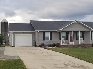 4520 Ewing Dr, Baxter, TN 38544