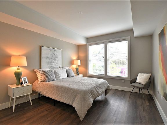 3rd image of 255 Walden St