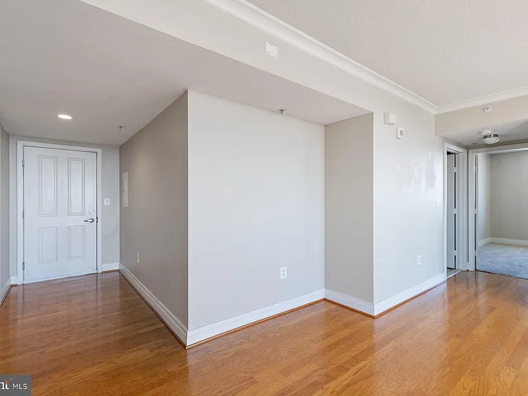 414 Water St #2512 — Photo 26