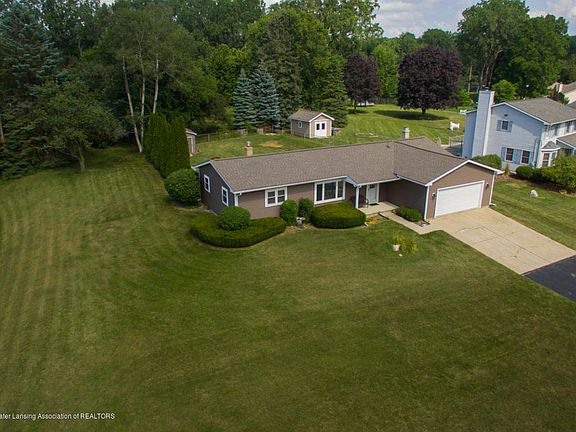 2nd image of 13491 Summer Ln