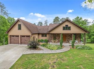 6 Buckeye Ln, Dahlonega, GA 30533