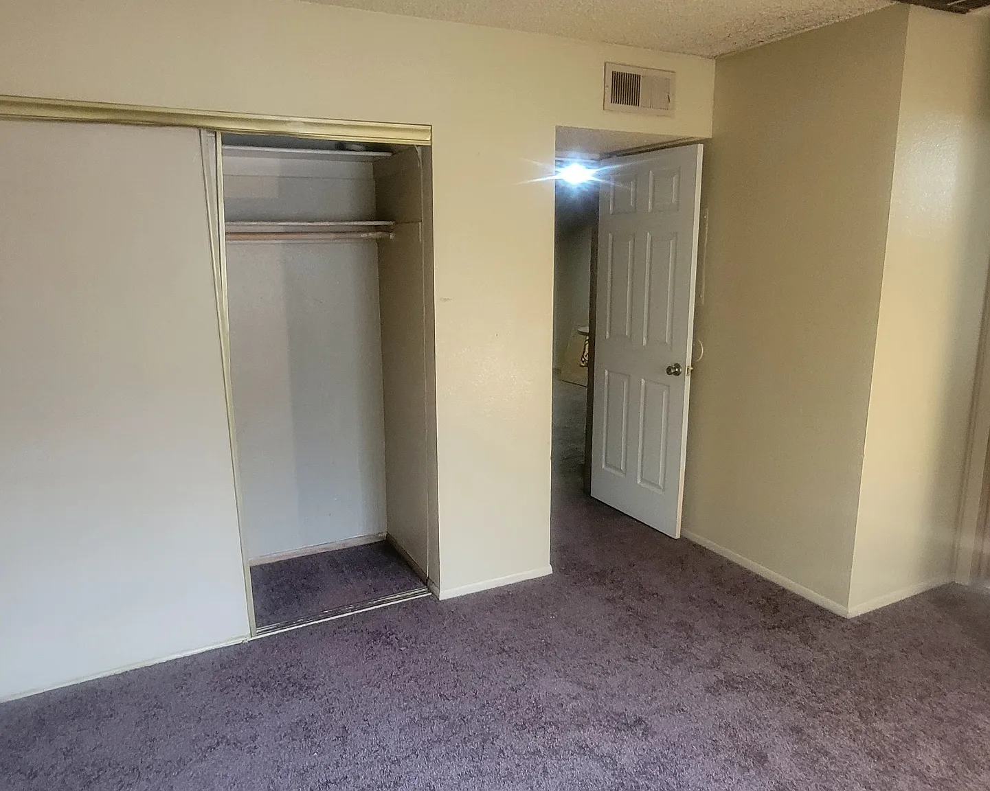 1 bed, 800 sqft, $850 — Photo 1