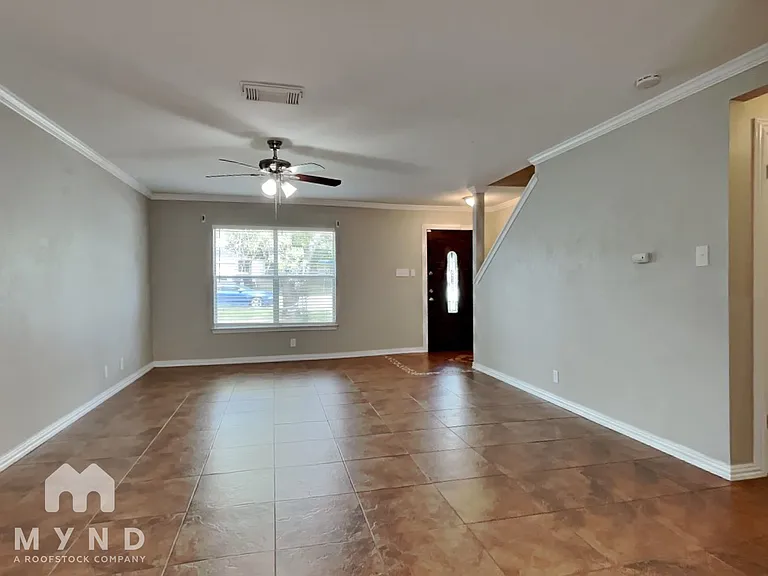 3511 Candlehead Ln — Photo 3